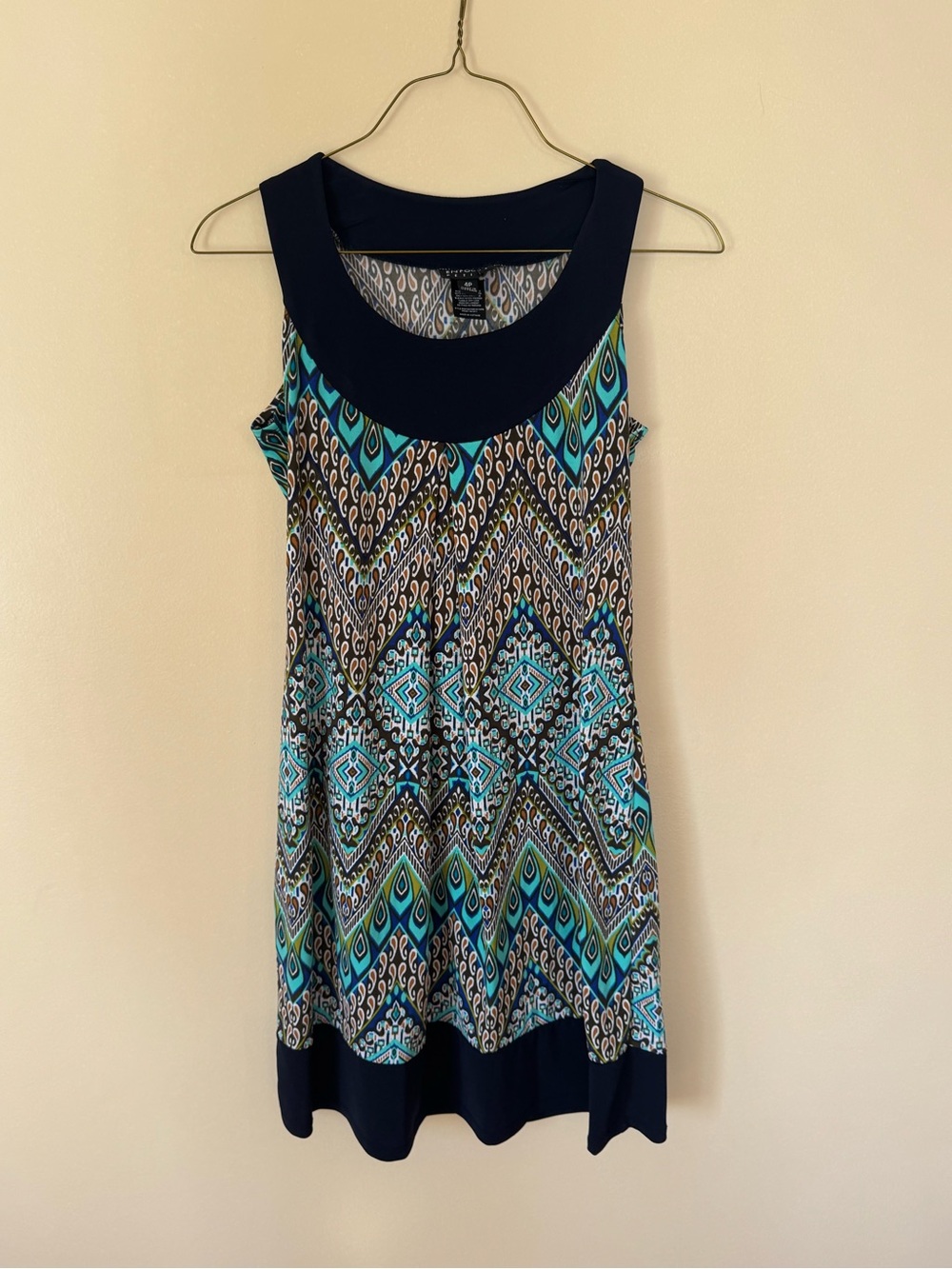 Women’s sleeveless dress (4P)